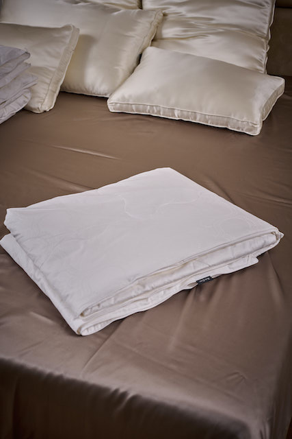 garnissage-couette-soie